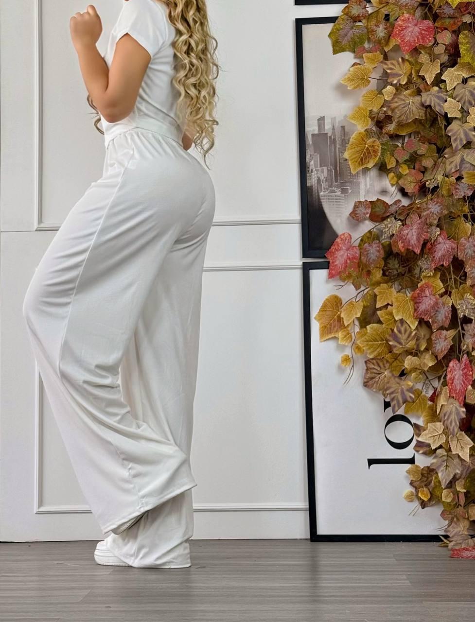 Conjunto casual sofisticado para mujer