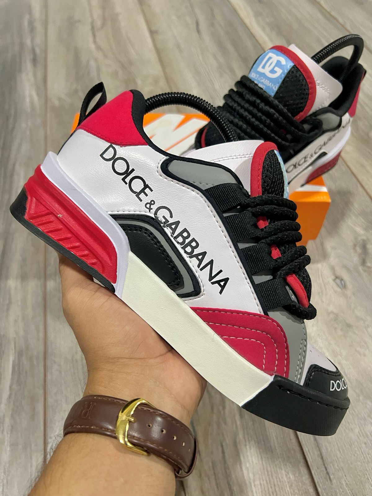 Tenis Dolce & Gabbana: Lujo, Estilo y Exclusividad en Cada Paso